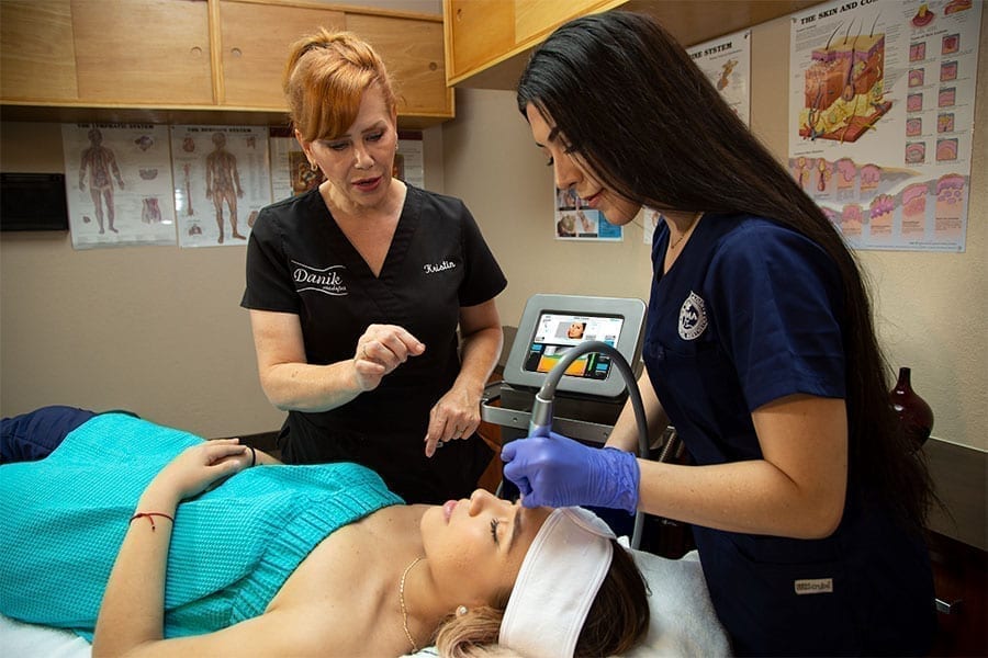 Medical Aesthetician Workshop | Florida Academy of Medical Aesthetics