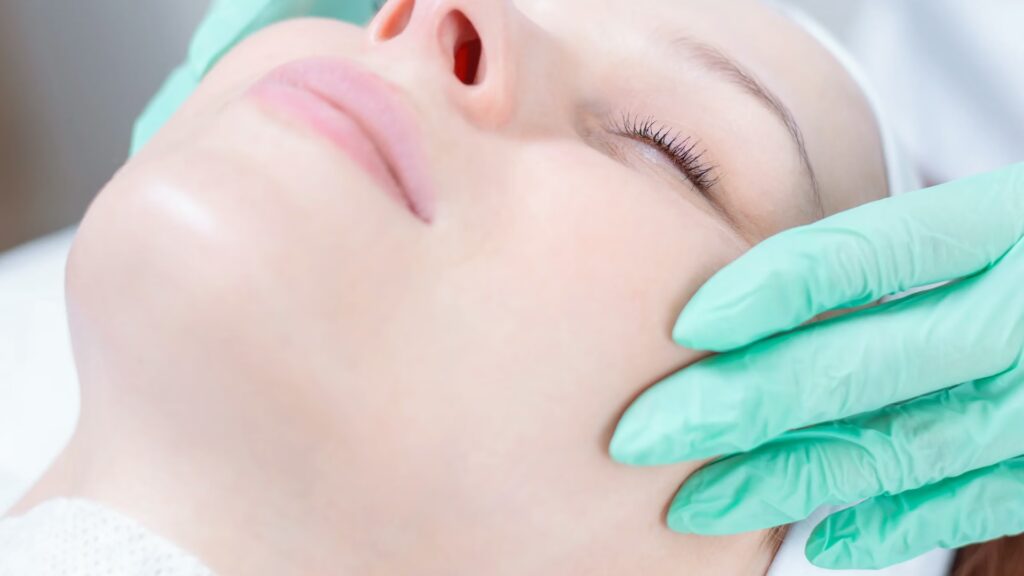 Dermaplaning facial treatment