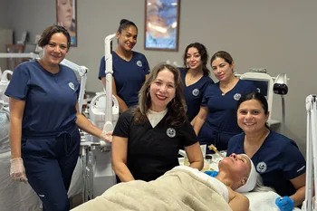 FAMA students during a treatment